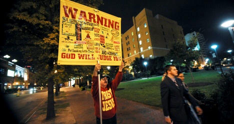 photo by Luke Sharrett